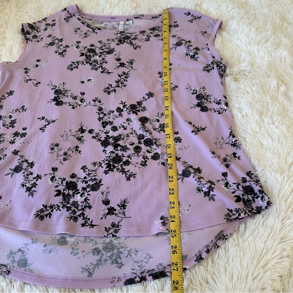 Elle Women’s Floral Print Lavender Purple Black Short Sleeve Blouse Size: Large - Picture 3 of 7